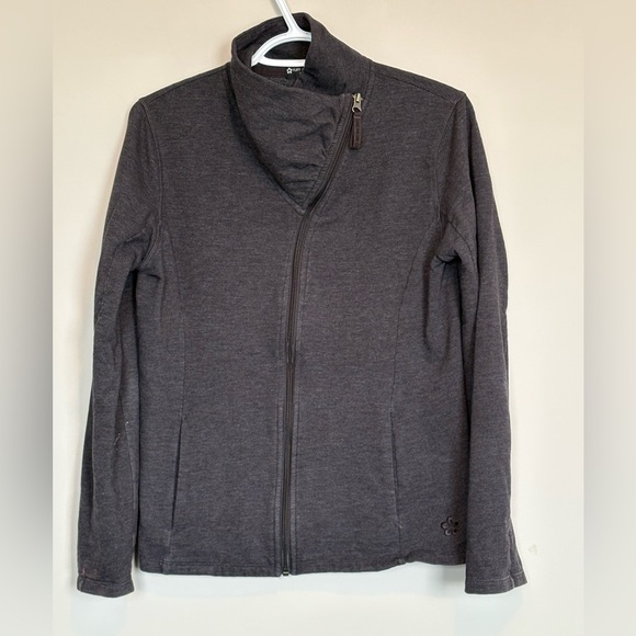 Tuff Athletics Sweaters - Tuff Athletics black jersey sweater. Ladies size M.